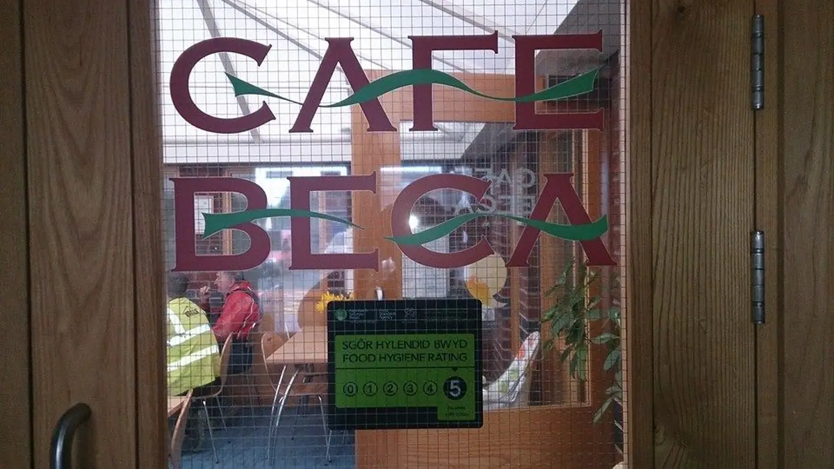 Caffi Beca – cake shop in Trimsaran, Burry Port
